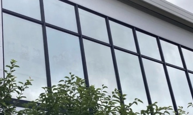 窓ガラスフィルム施工専門 オーエスワークス(ホーム)